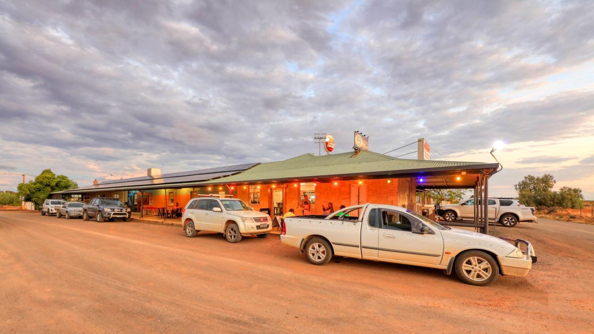White Cliffs Hotel Exterior foto